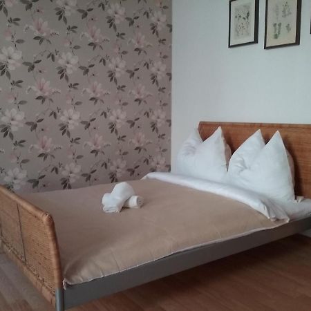 Pokoje Mlodziezowe Apartment Stary Toruń Екстериор снимка